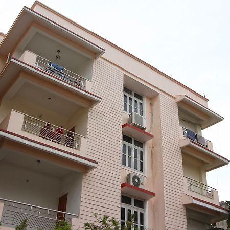 Hotel Oyo 4988 Near Bailey Road Danapur Exterior foto