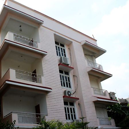 Hotel Oyo 4988 Near Bailey Road Danapur Exterior foto